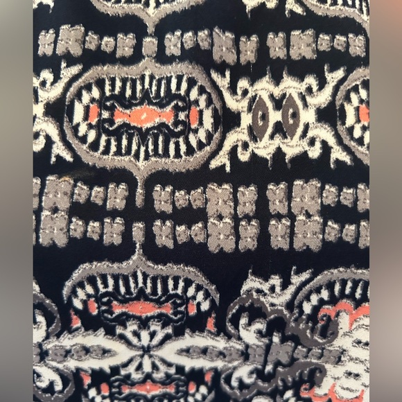 Pink Republic Cap Sleeve Casual Blouse - Picture 2 of 6